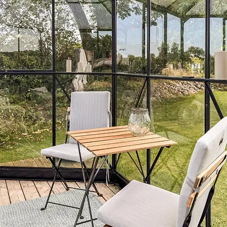Lovely In With Wifi Holiday home *
